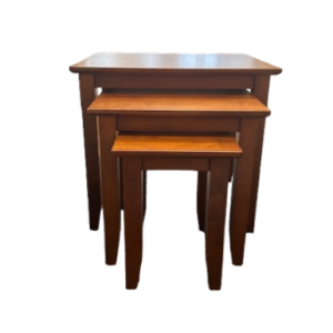 QUADRAT NEST OF 3 TABLES ANTIQUE MAPLE