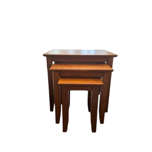 QUADRAT NEST OF 3 TABLES ANTIQUE MAPLE